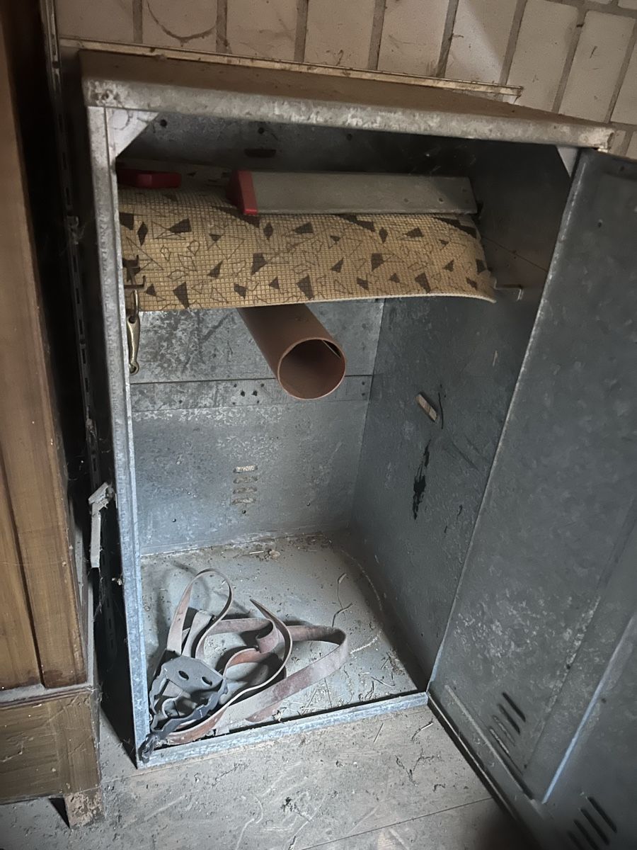 Armadi: Sattelschrank – Usato da Villmergen venduto da Walkuere0