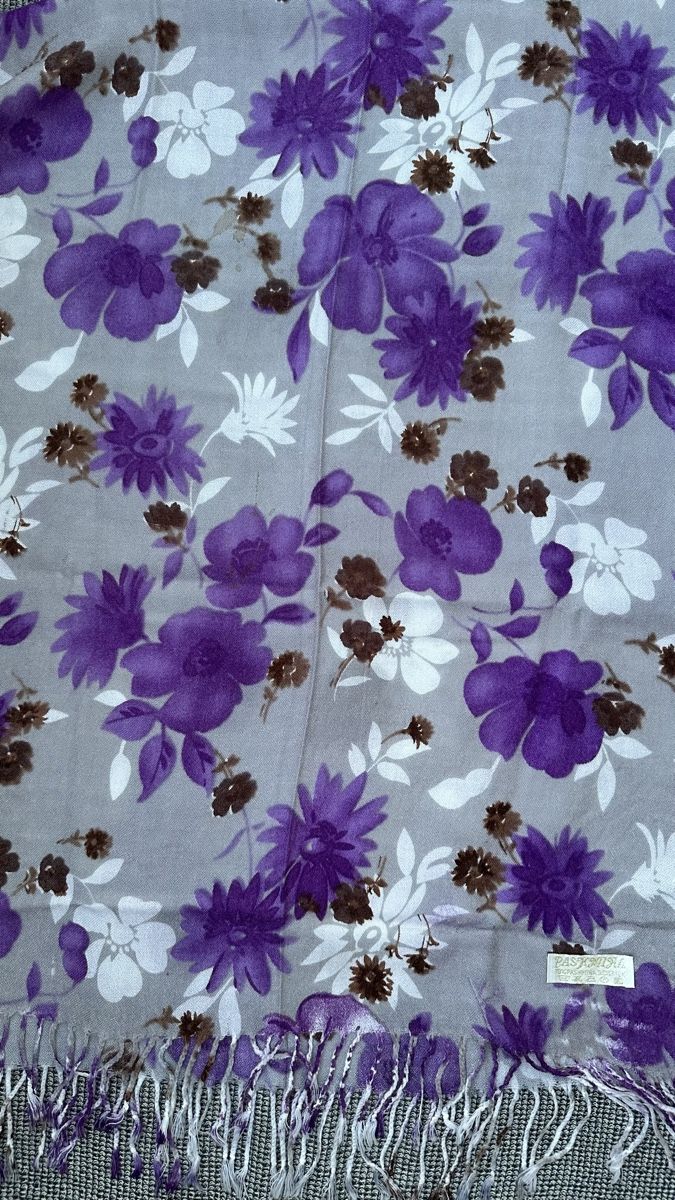 Foulard & Sciarpe: Écharpe Pashmina fleurie 70% pashmina 30% soie – Nuovo (secondo la descrizione) da Vuippens venduto da ale_6gkb 2