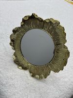 Miroir décoratif doré en forme de fleur - comme neuf!