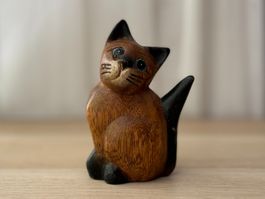 Sculpture de chat en bois