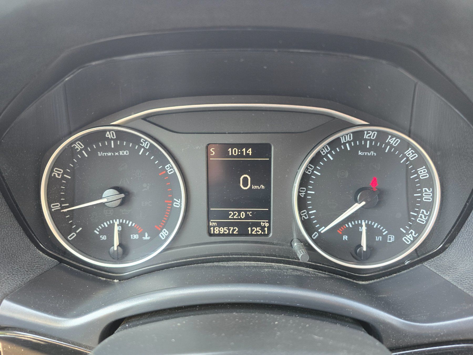 Skoda Automobili: Skoda Octavia Combi 1.8 TSI 4x4 – Usato da Goldach venduto da CityGOAuktion 4