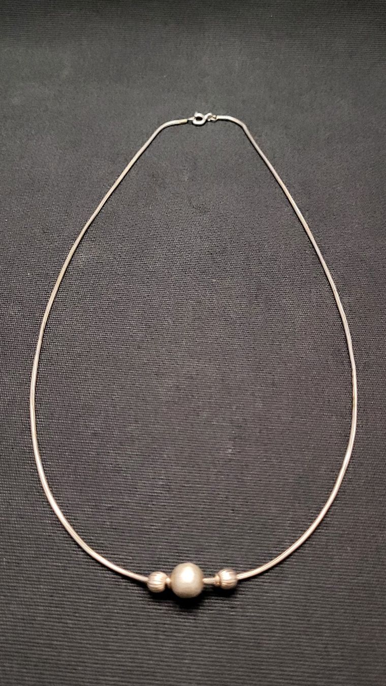 Catenine: Silber-Collier mit Kügeli – Usato da Basel venduto da spinne02 1