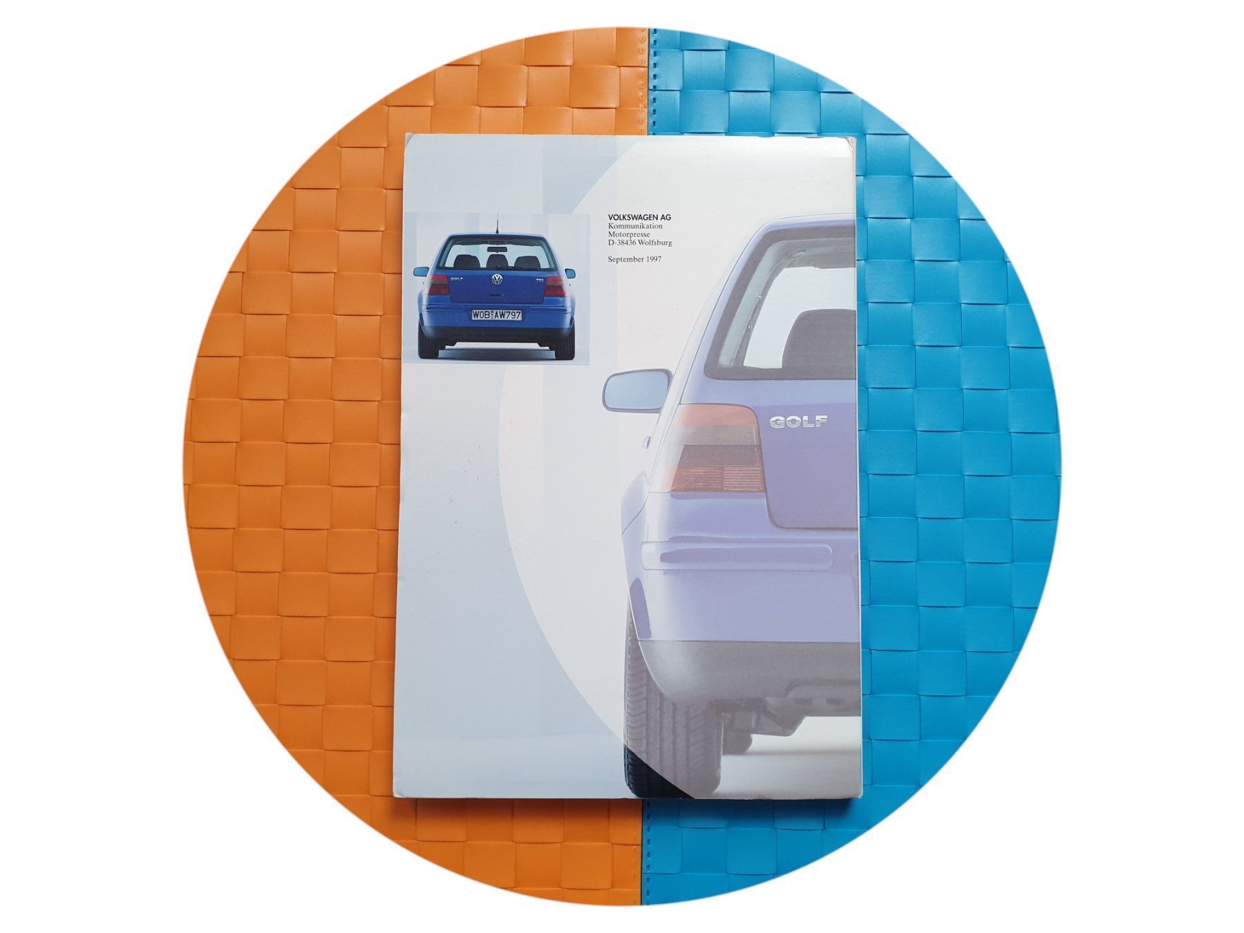 Riviste & Magazine: VW GOLF IV 1997 - Prospekt / Pressemappe / Press Kit – Usato da Viganello venduto da CARLiteratur 9