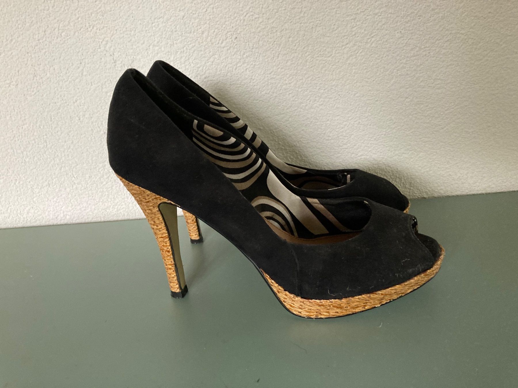Scarpe da donna: Peeptoe Pump von Cube – Usato da Bettlach venduto da Valgoy 2