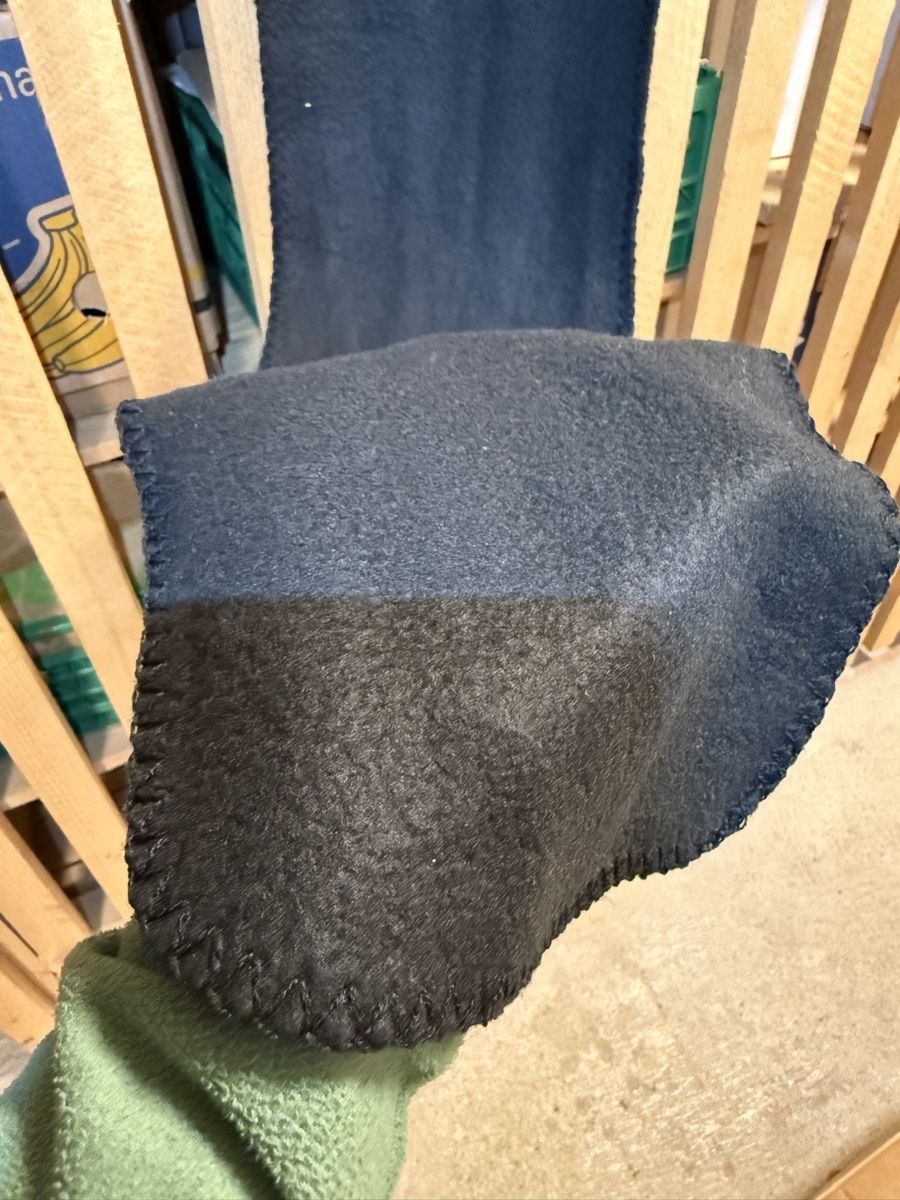 Foulard & Sciarpe: Warmer Schal in Schwarz – Usato da Uster venduto da Flummi 1