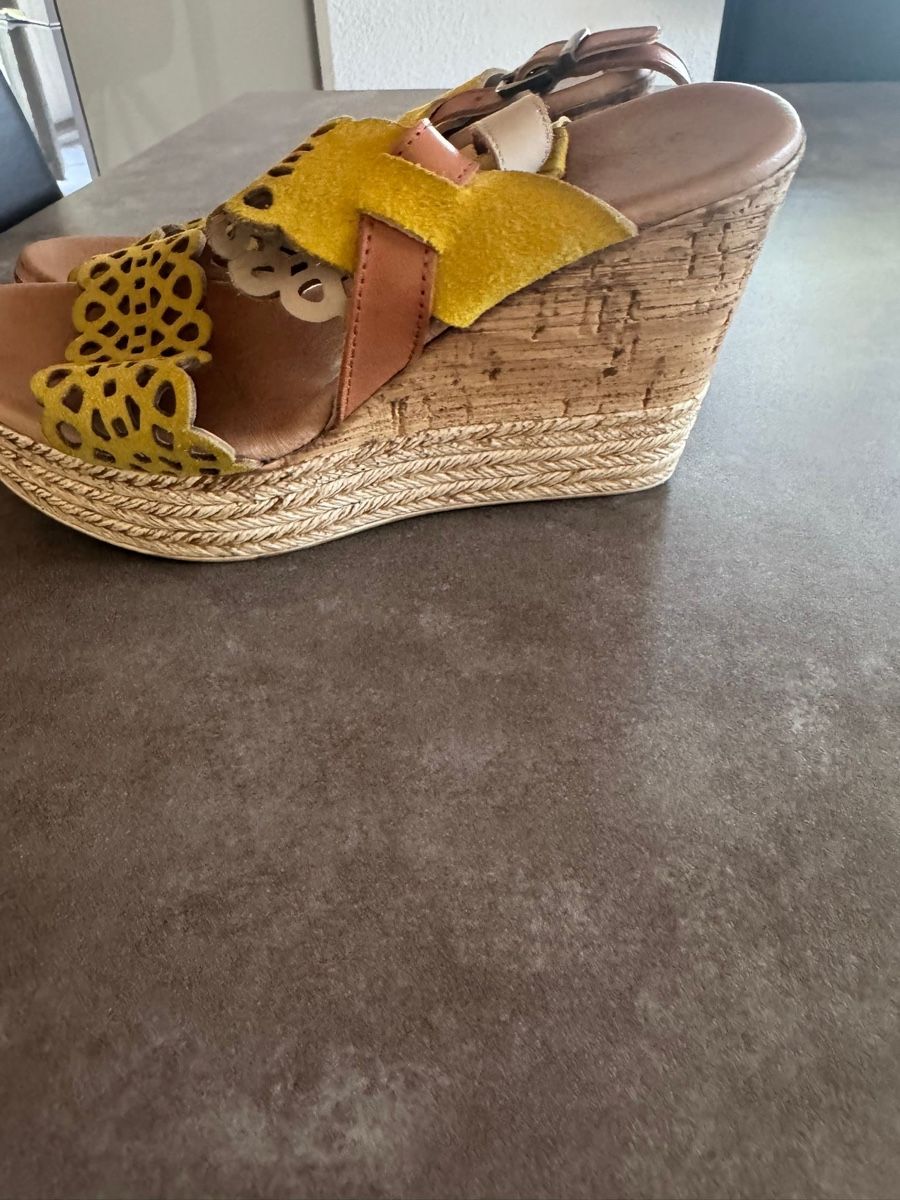 Scarpe da donna: Sandales compensées “la fée maraboutée T.38 – Usato da Vétroz venduto da est_xyr5 1