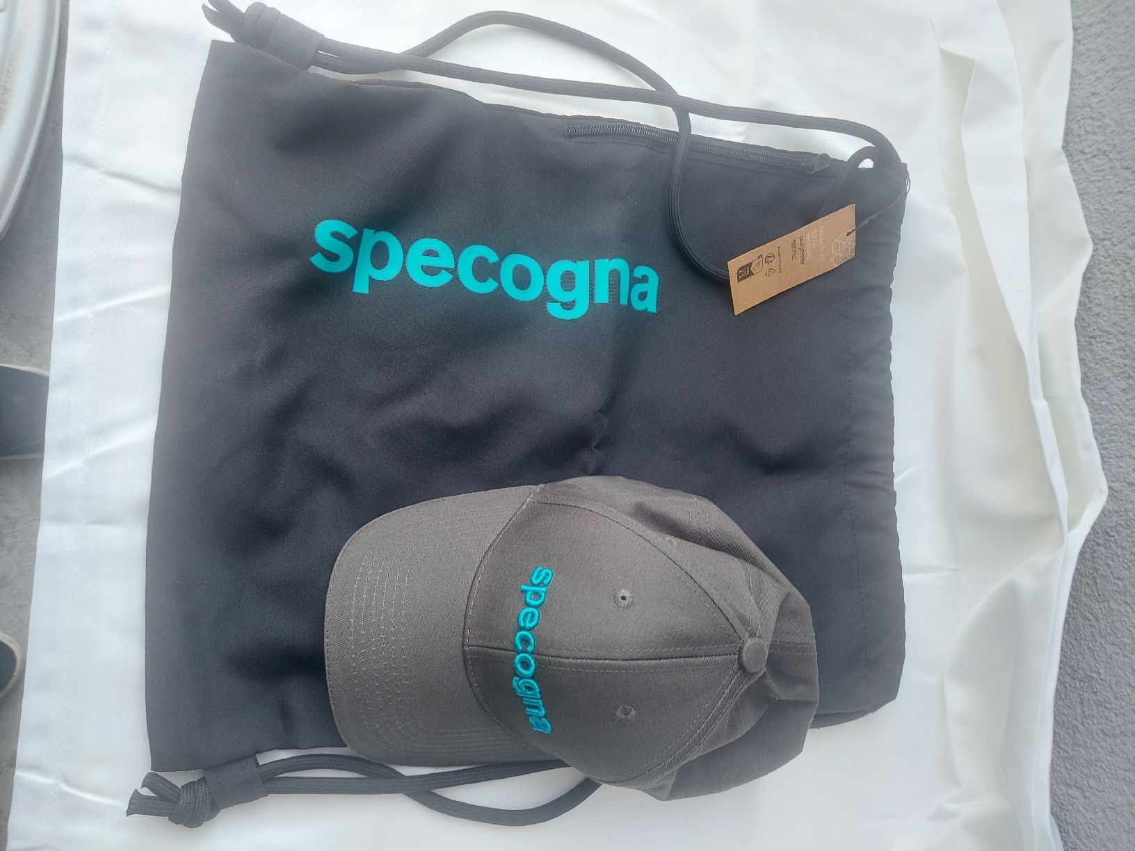 Zaini: Kappe und Rucksack"specogna" neu mit Etikett – Nuovo (secondo la descrizione) da Kloten venduto da dwk_lx5x