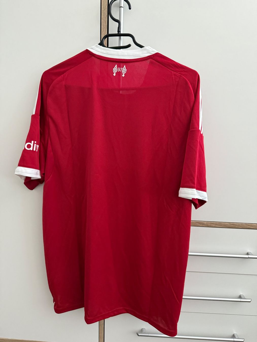 Liverpool Fc Leibchen & Hosen: FC Liverpool Trikot – Gebraucht aus Aarwangen von ste_9b6h 2