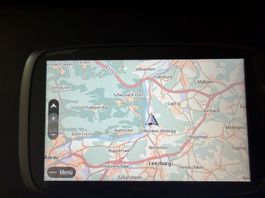 TomTom Go 6000 - mit viel Zubehör und 3 Karten
