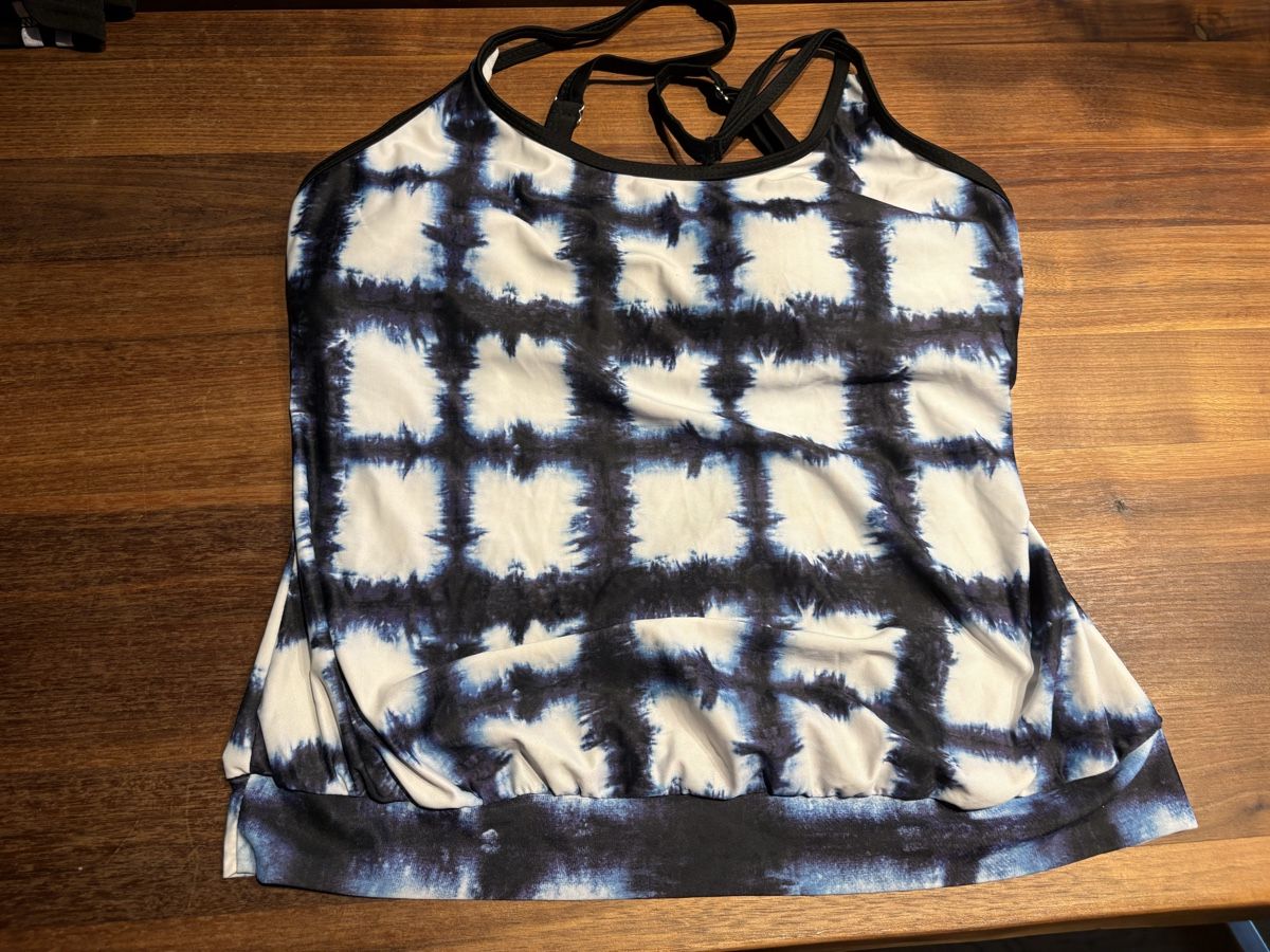 Costumi da bagno & Bikini: Damen Badeoberteil mit Karo-Muster Gr. XL – Usato da Beromünster venduto da msklef 7
