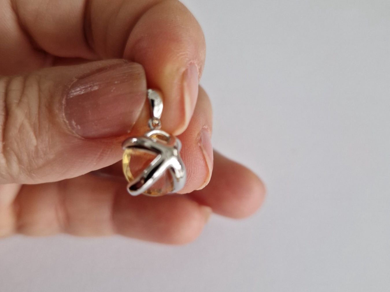 Christ Anhänger: 18K Weissgold Anhänger mit Citrin – Neu (gemäss Beschreibung) aus Grenchen von Elenka 4