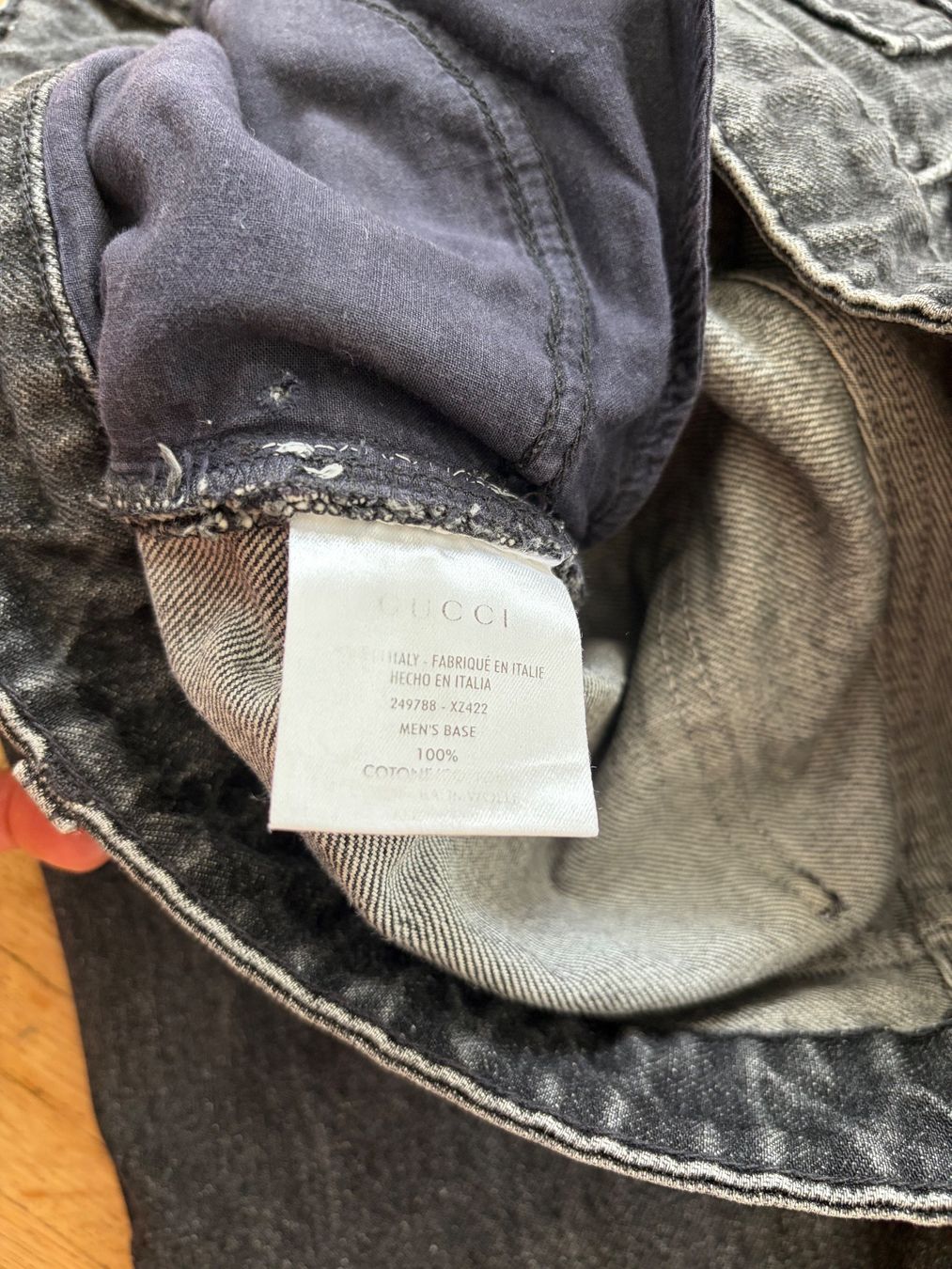 Gucci Jeans: Gucci jeans S – Gebraucht aus Baar von ViennaG 9