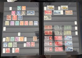 Briefmarkenalbum mit diversen Helvetia-Briefmarken