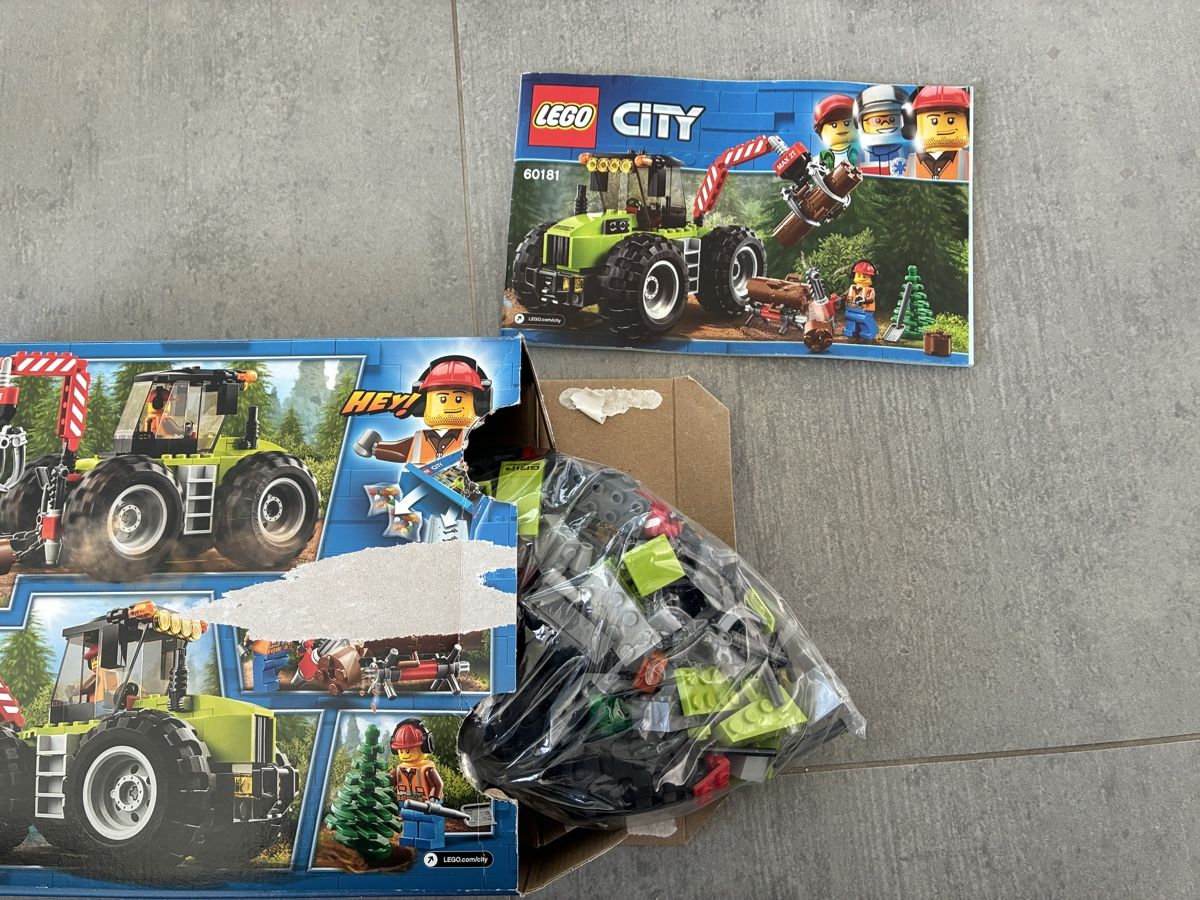 Lego Kit di costruzioni: Lego City 60181 – Usato da Luzern venduto da Flip_ 1