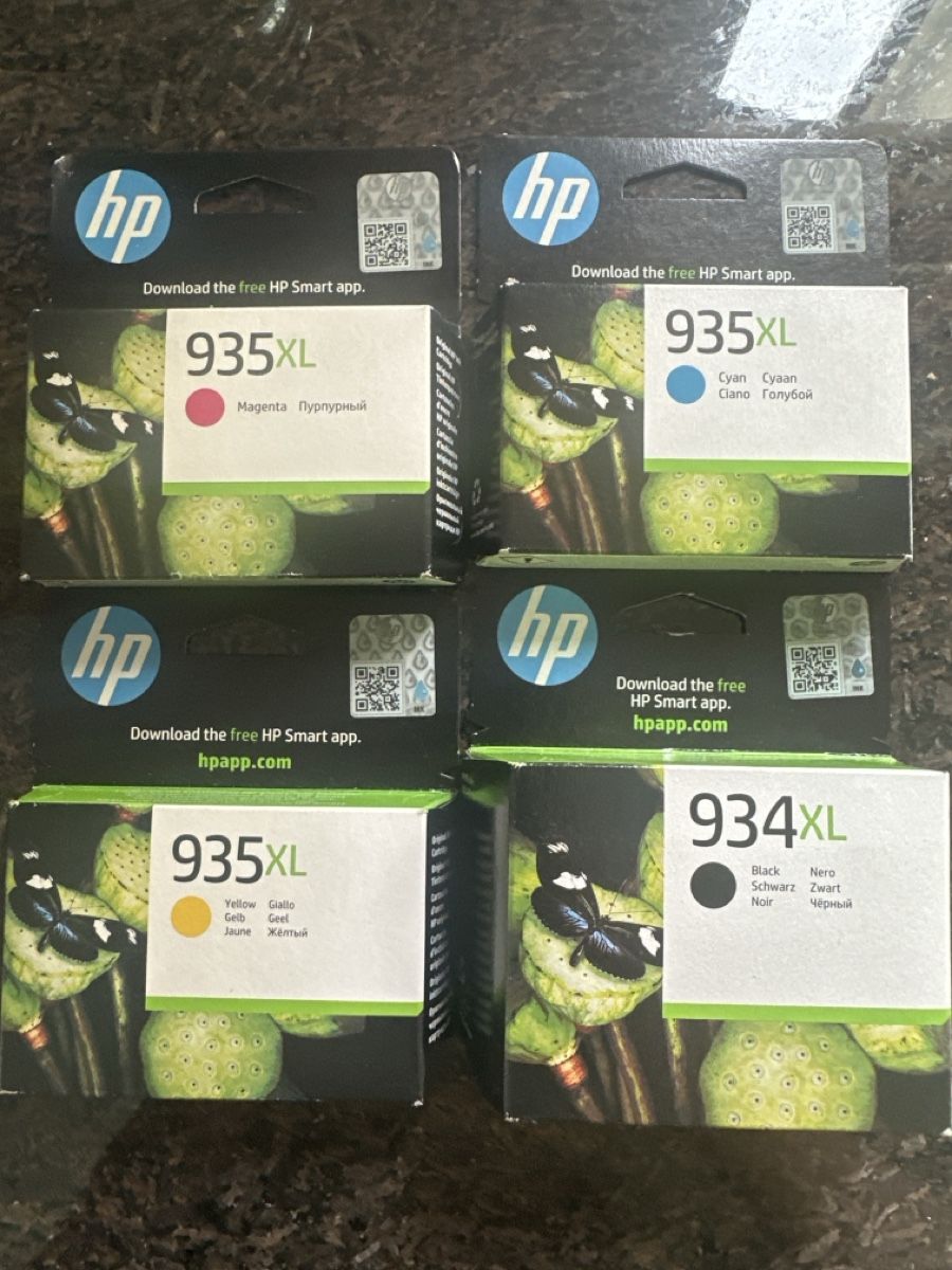 Hewlett Packard Cartouches & Toner: Druckerpatronen HP – Neuf avec emballage d'origine à Arth par mau_w5dy
