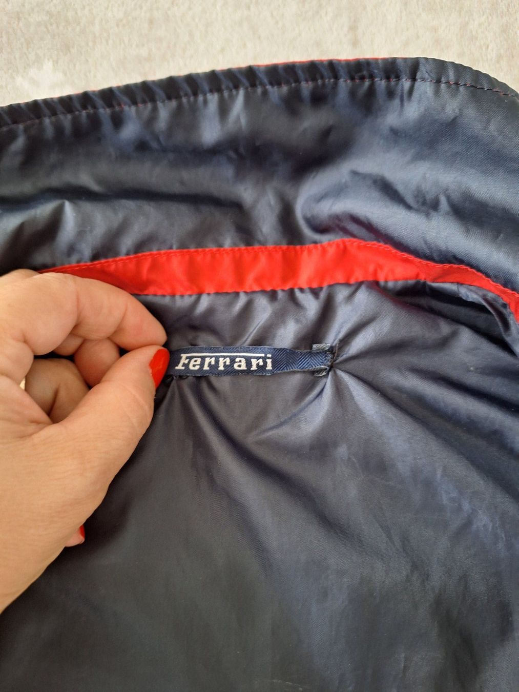 Giacche: Ferrari Steppjacke rot Kinder – Usato da Zürich venduto da If4 6