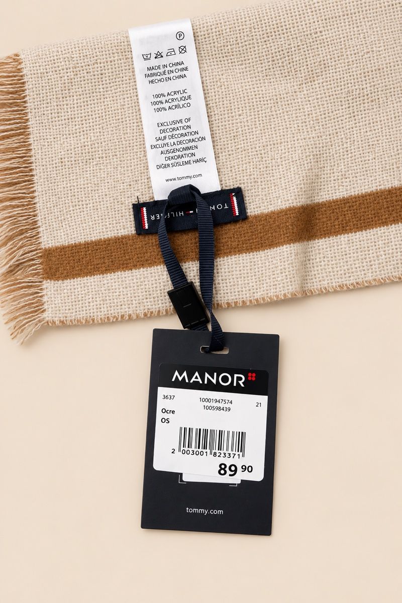 Tommy Hilfiger Foulard & Sciarpe: ÉCHARPE TOMMY HILFIGER OCRE – Nuovo e nell'imballaggio originale da Lausanne venduto da KeNaChic 3