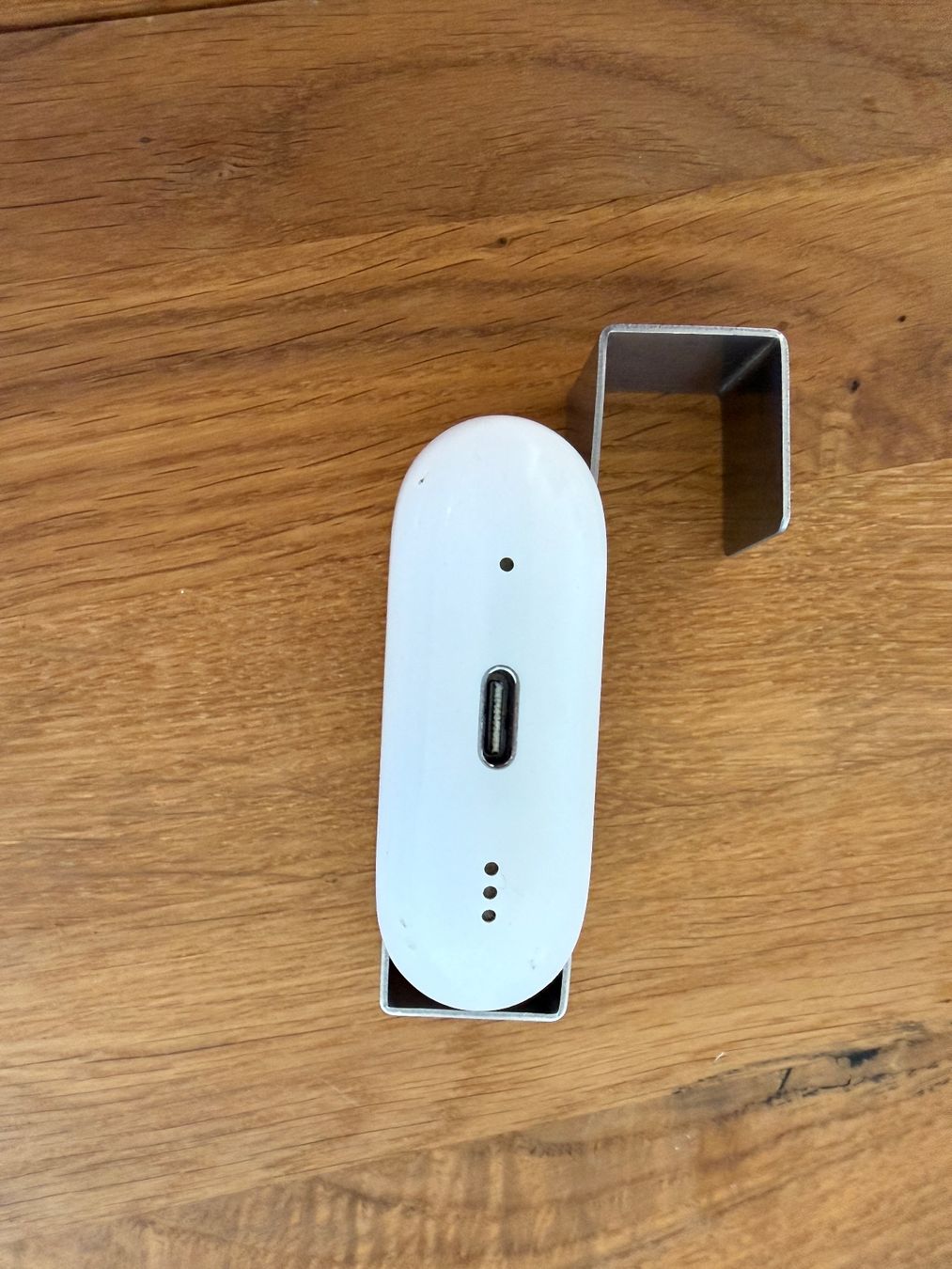 Apple Cuffie: APPLE AirPods Pro 2 Charging Case – Usato da Lausanne venduto da Nine1982 8