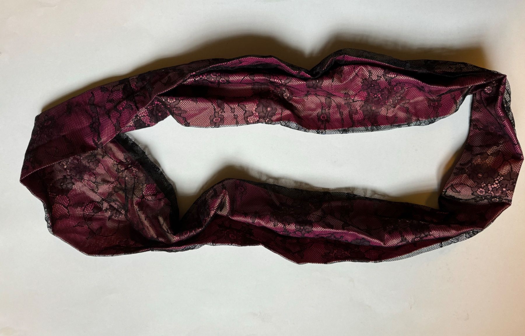 Foulard & Sciarpe: Tour du cou soie et dentelle – Nuovo e nell'imballaggio originale da Arnex-sur-Orbe venduto da cameleonfringant 3