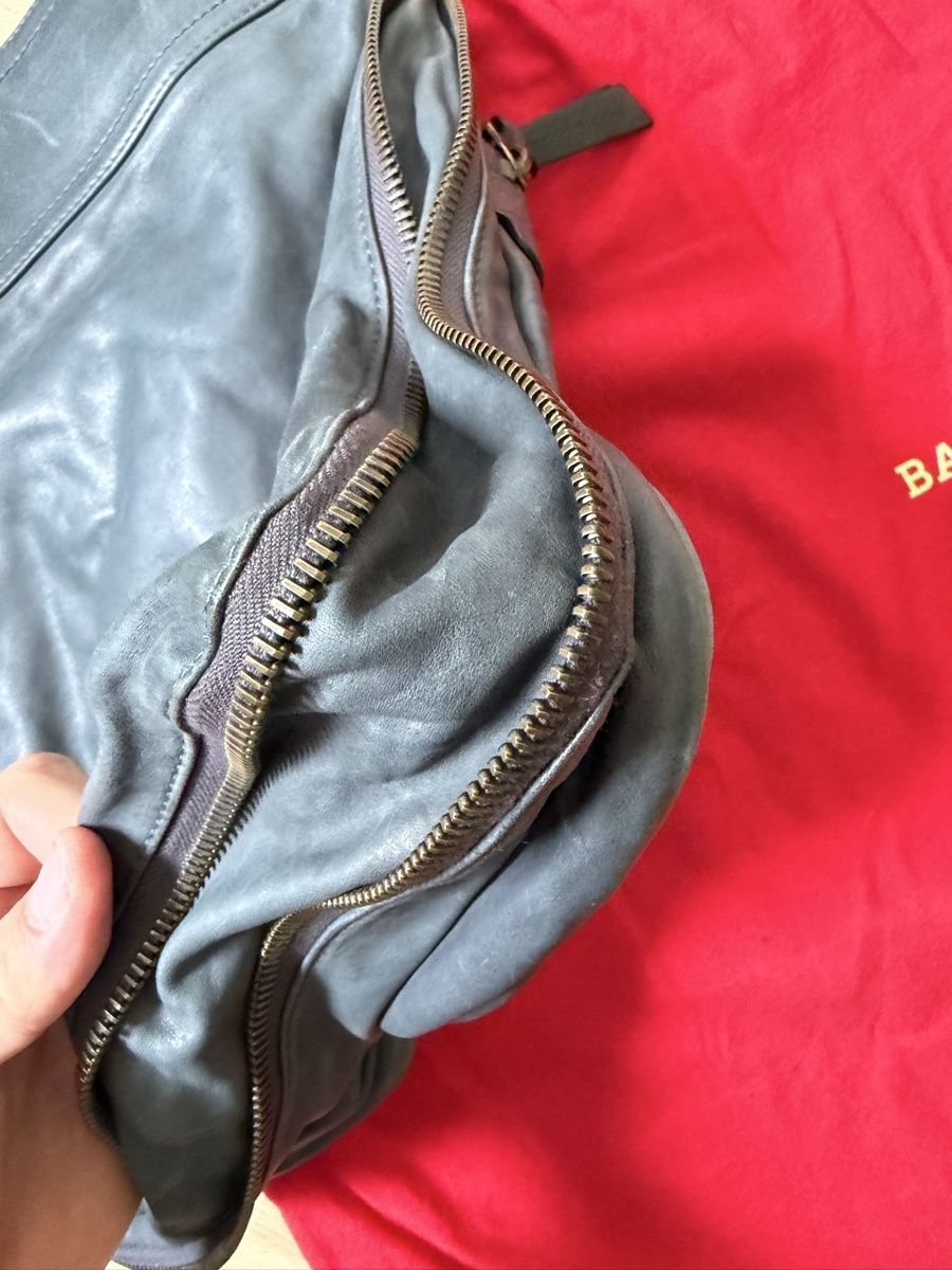 Bally Borse: BALLY Leder Messengerbag grau - Top-Zustand – Usato da Luzern venduto da Sunnyside_71 5