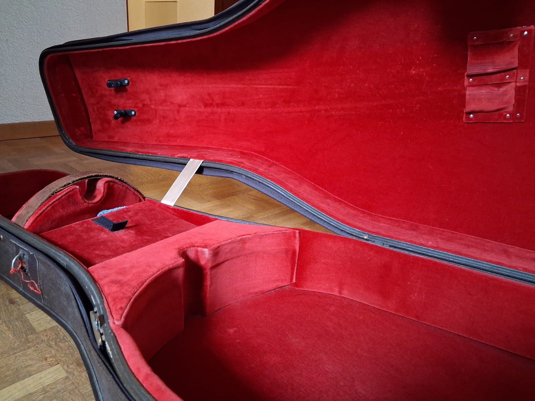 Strumenti musicali: Coffre de transport rigide pour violoncelle 4/4 – Usato da Grolley venduto da abo_nf9n 3