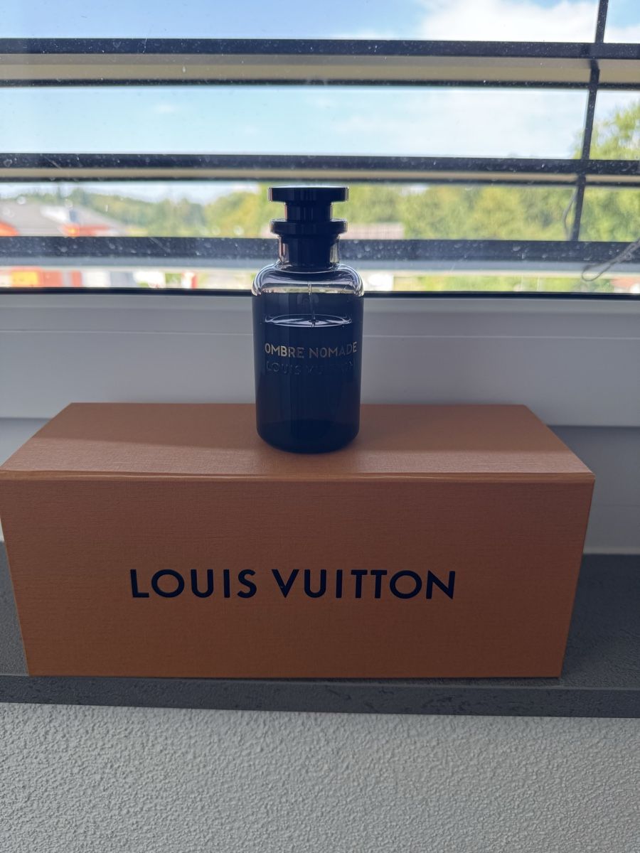 Louis Vuitton Parfums & Eau de Toilette: Louis Vitton Ombre  Nomade – D'occasion à Hermetschwil-Staff par ami_7mbt