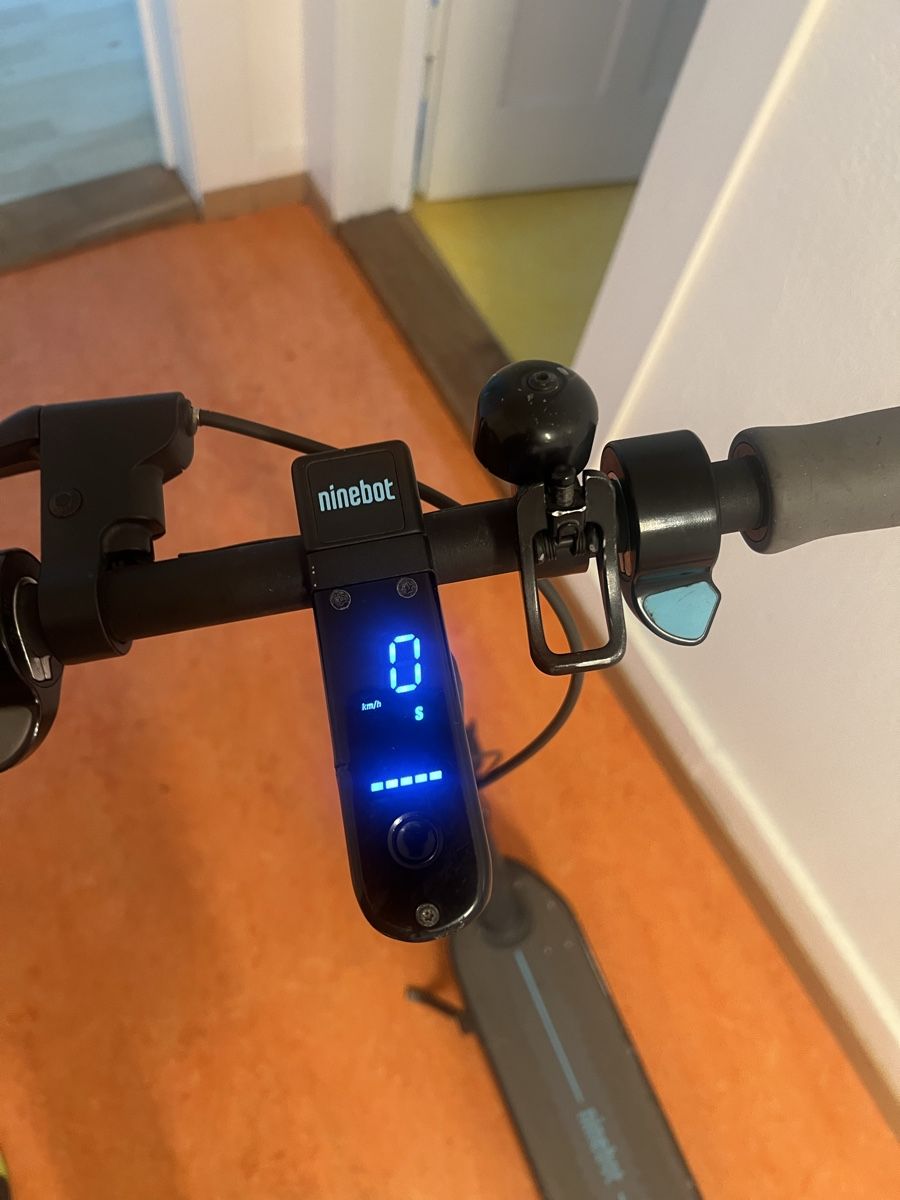 Scooters: Ninebot – Gebraucht aus Zürich von sam_phw9