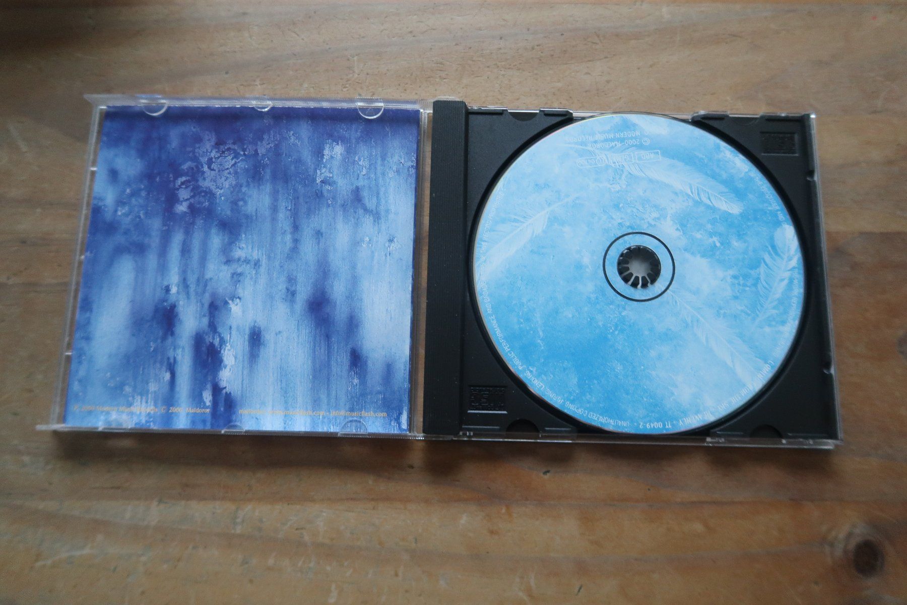 CDs: HEAVENLY - COMING FROM THE SKY - CD – Gebraucht aus Basel von Patiscat 3