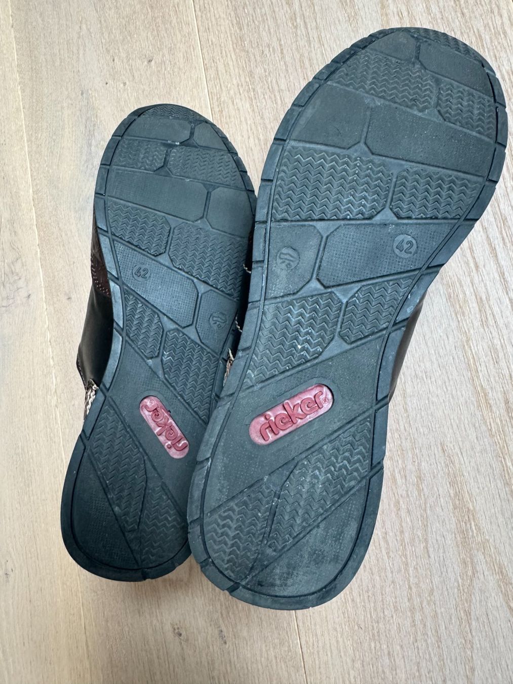 Rieker Scarpe da donna: rieker Freizeitschuhe, Gr. 42 – Usato da Siebnen venduto da Trans-Am 7