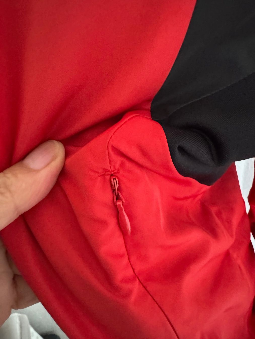 Odlo Giacche: Odlo Sport Jacke Gr. L – Usato da Kirchdorf AG venduto da coco123 4