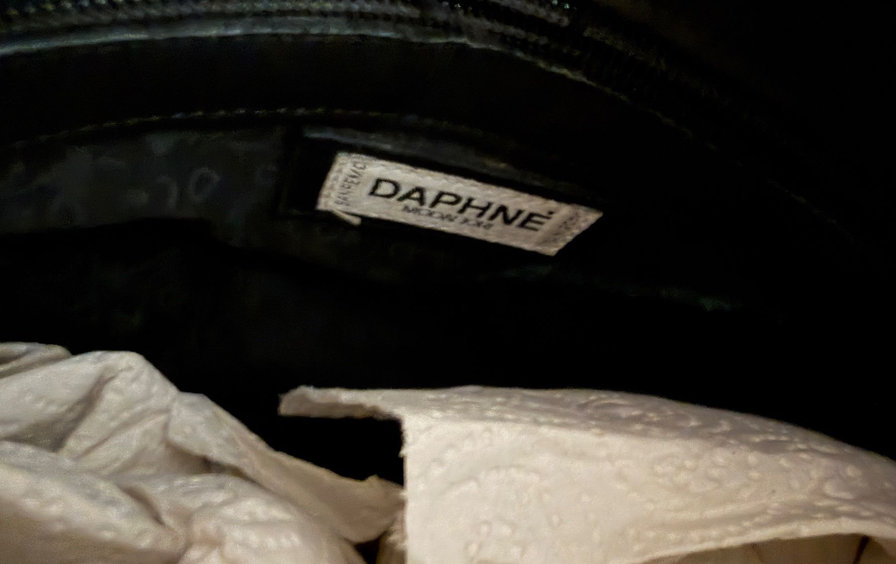 Taschen für Damen: Daphne Tasche beige mit Kette – Gebraucht aus Nussbaumen AG von olitech5415 5