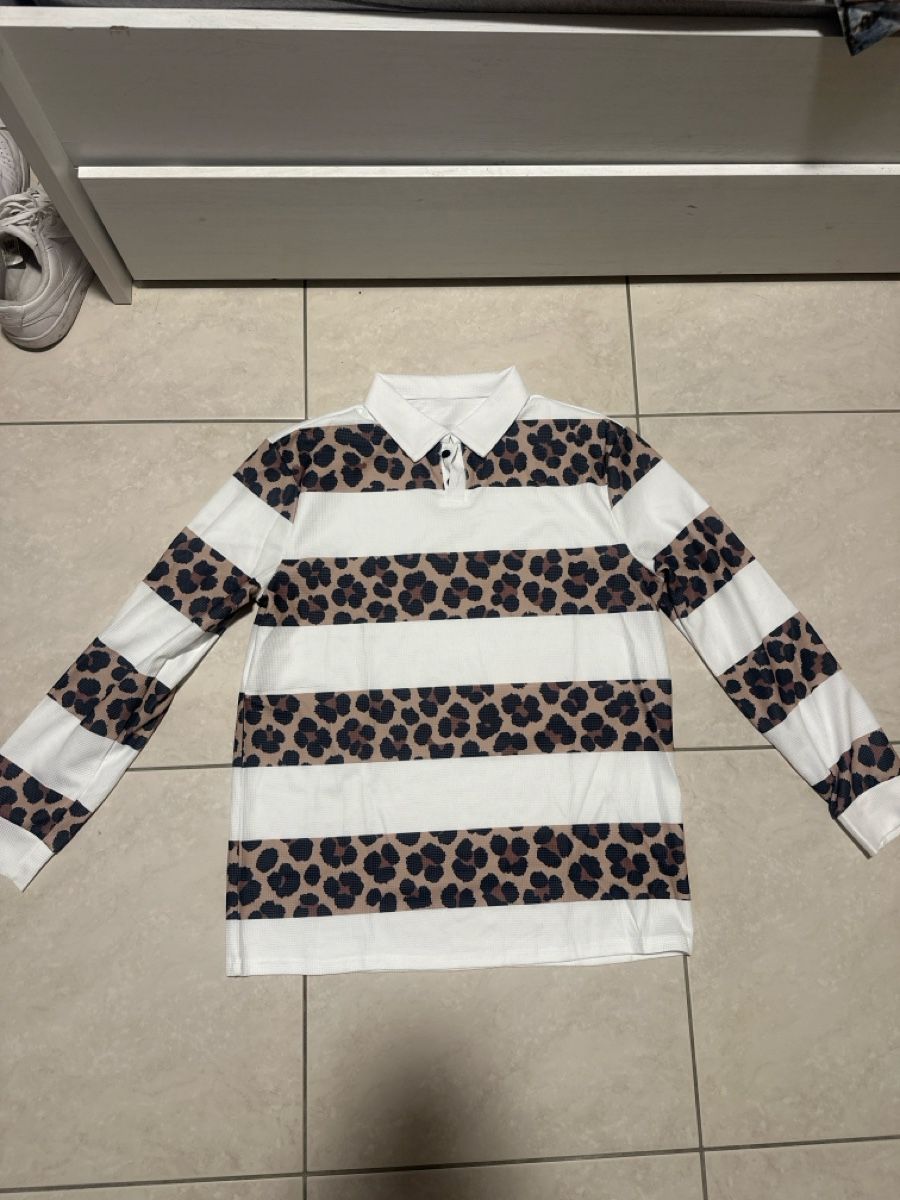 Pulls & Sweat-shirts: Leopard langarm Shirt – Neuf (Voir description) à Zollikofen par Marvin_Hal