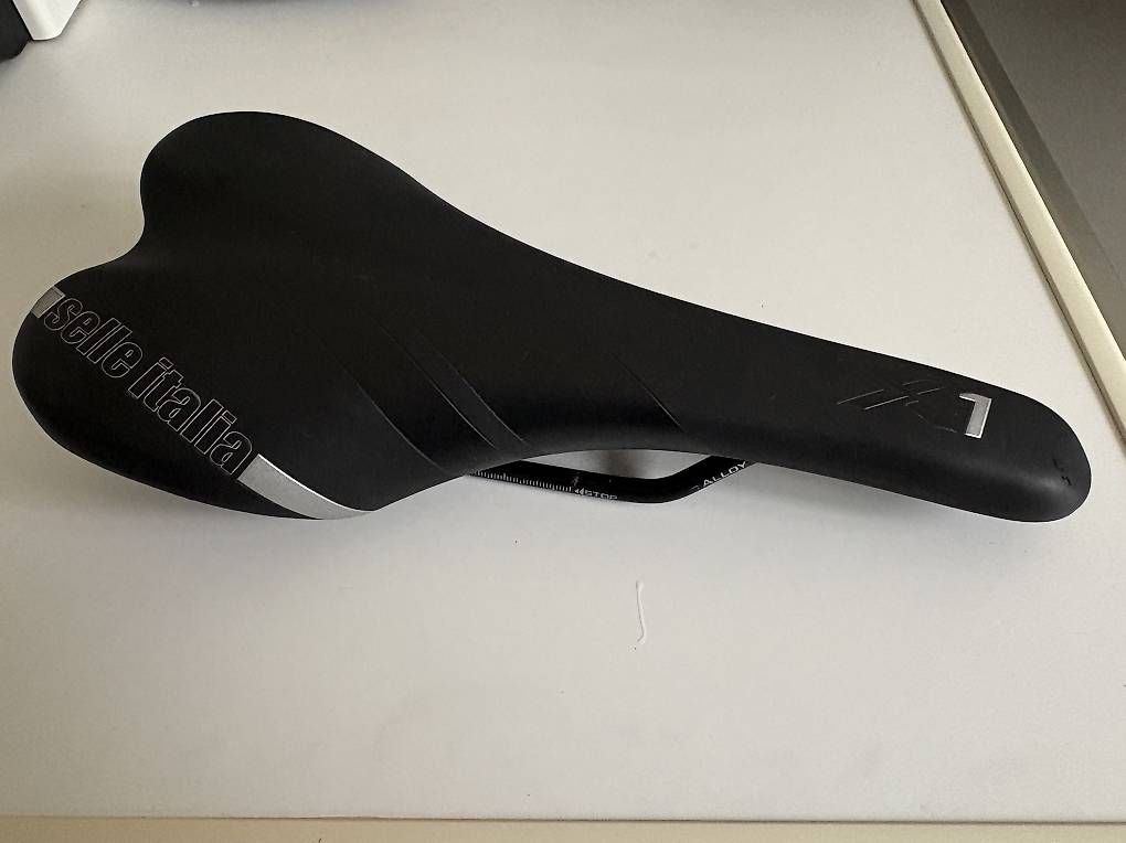 Selle Italia Ersatzteile: Selle vélo Italia X1 – Gebraucht aus Biel/Bienne von pat_kh7v