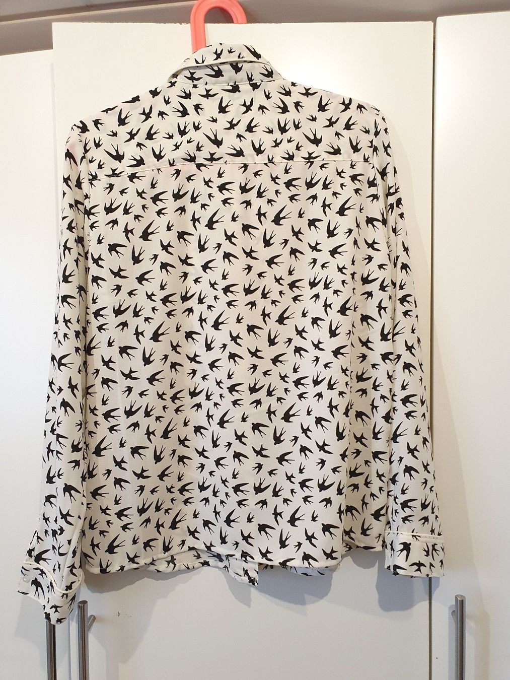 Only Camicette: Only Bluse langarm weiss mit Schwalben Gr. 38 – Nuovo (secondo la descrizione) da Heinrichswil venduto da sabi2809 5