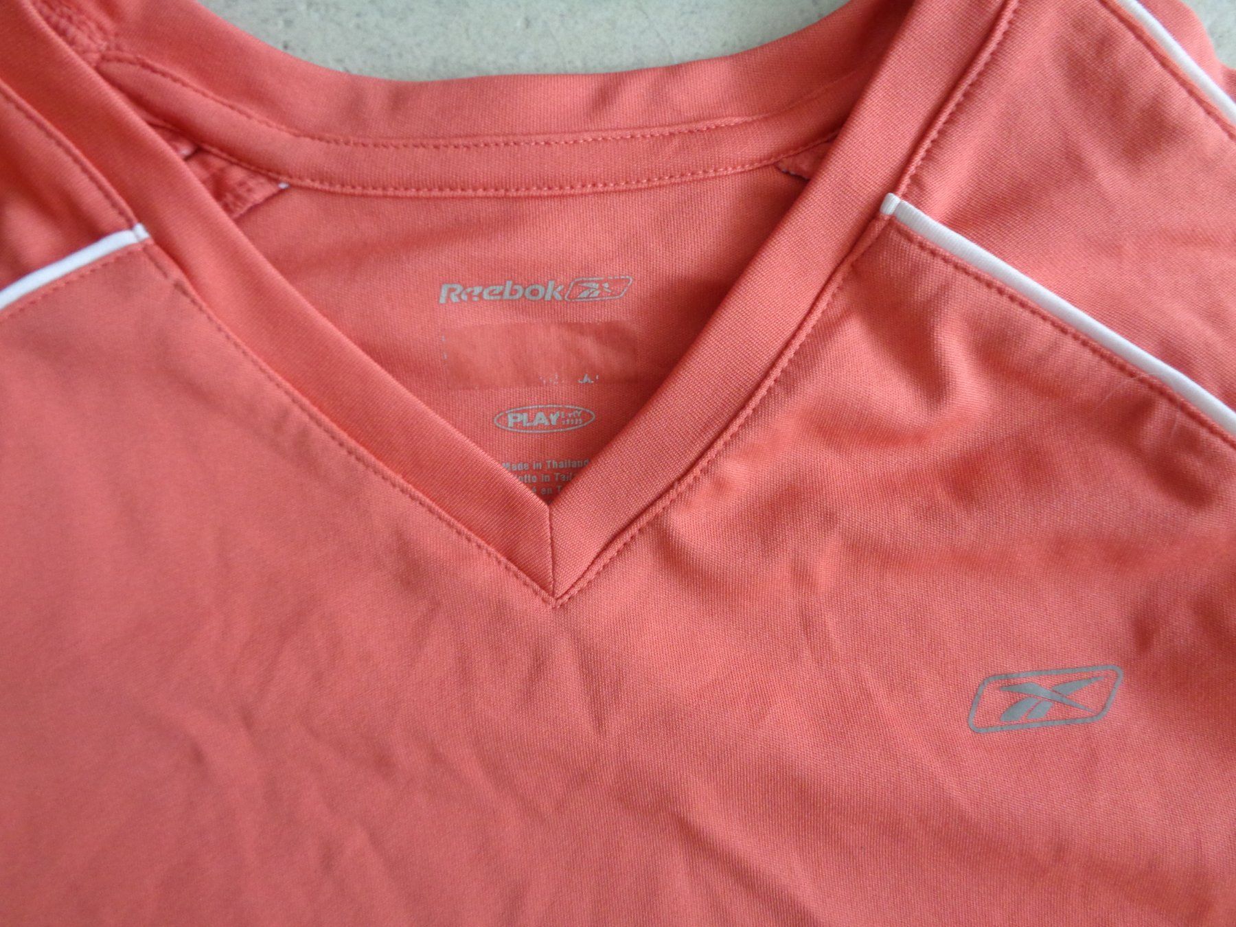Reebok T-shirt: REEBOK SHIRT GR.S – Usato da Rotkreuz venduto da Samballi 1