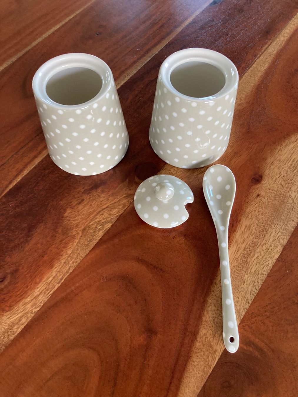 Greengate Zuckerdosen: Greengate Zucker und Konfitürendose – Gebraucht aus Ruswil von meg_7c6v 1