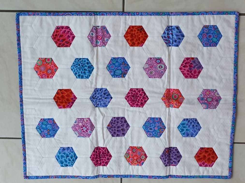 Tutte le decorazioni: Handgemachte Patchwork Quilt, 65x65 cm – Nuovo e nell'imballaggio originale da Winistorf venduto da acreativ4