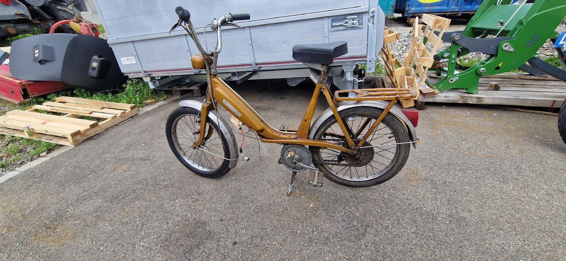 Mofas: Motobecane Cady M1 Restaurationsprojekt oder Teilespender – Defekt aus herisau von buffalo551