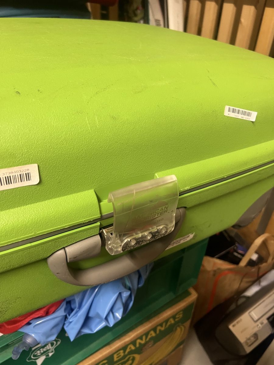 Reisekoffer: Giftgrün😊grosse Koffer – Gebraucht aus Ittigen von ABalli 2
