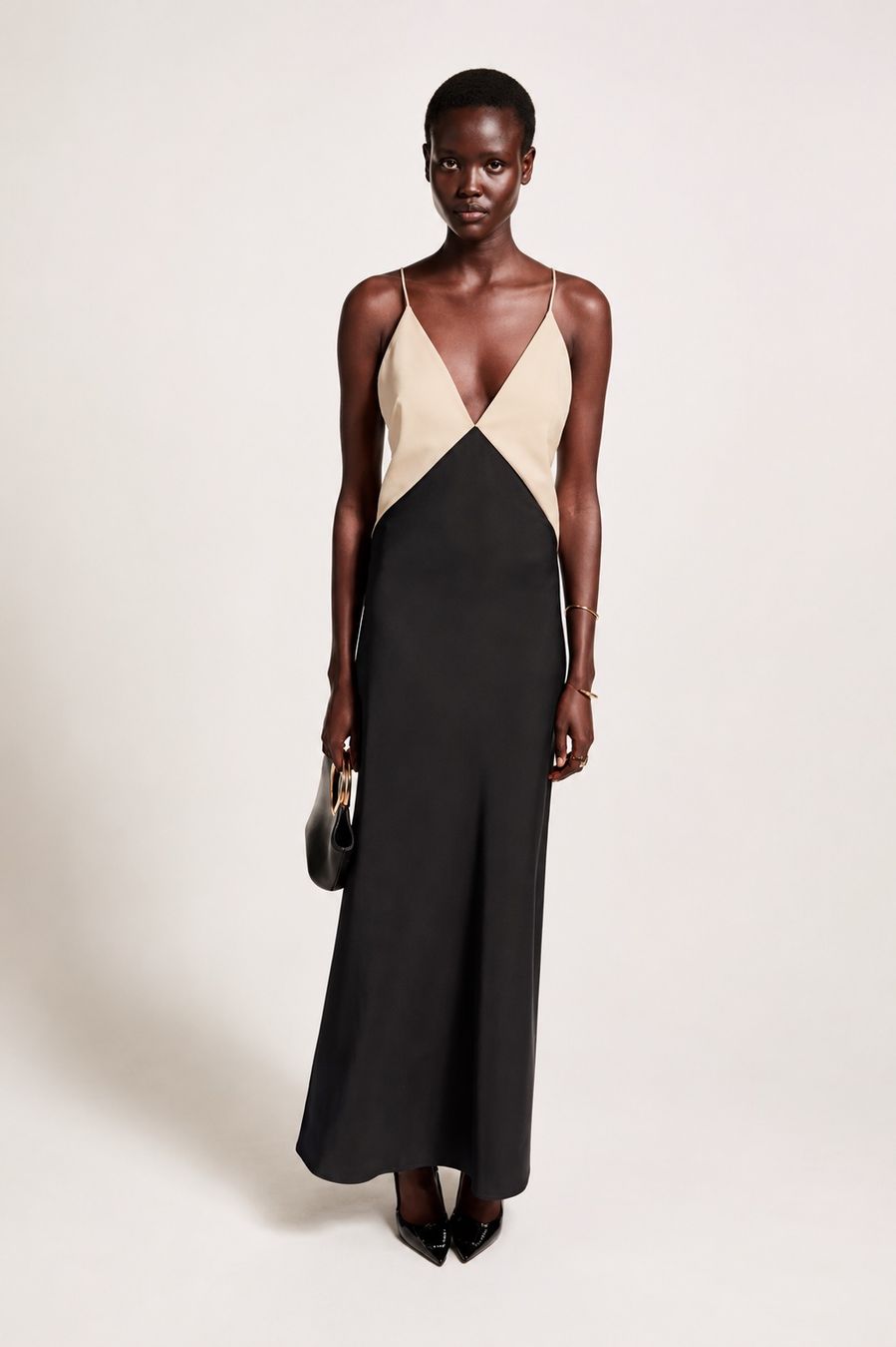 Mango Vestiti: Mango Long Dress Black Beige – Nuovo (secondo la descrizione) da Corsier-sur-Vevey venduto da Kristina.Nova