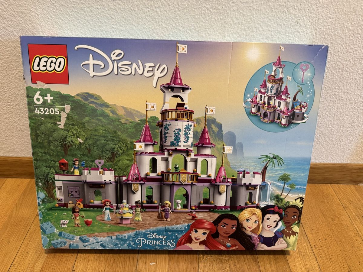 Lego Giocattoli: LEGO Disney Princess 43205 Schloss – Usato da Dierikon venduto da FraeuleinMaus17