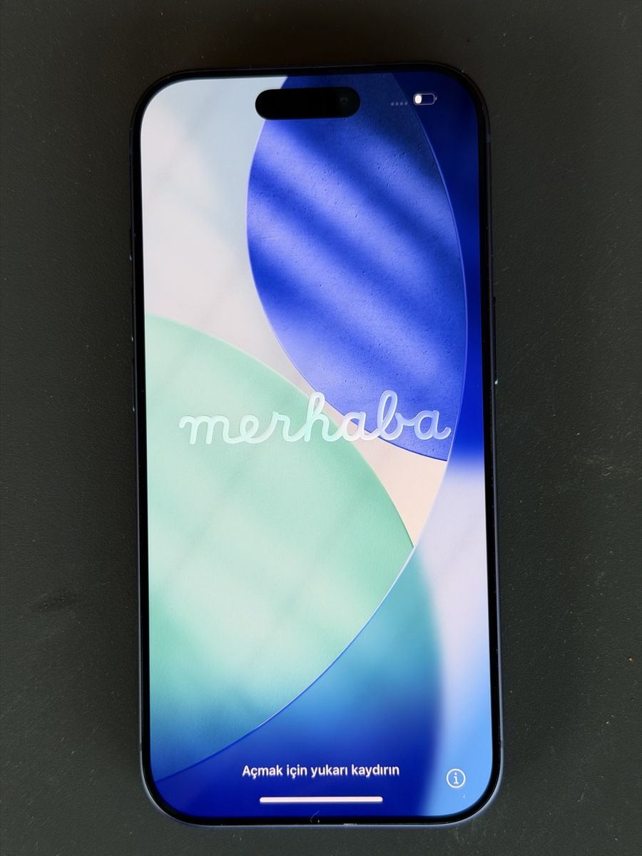 Apple Telefoni cellulari / Smartphones: Iphone 17 pro 256GB Deep Blue – Nuovo (secondo la descrizione) da Hettlingen venduto da semi76