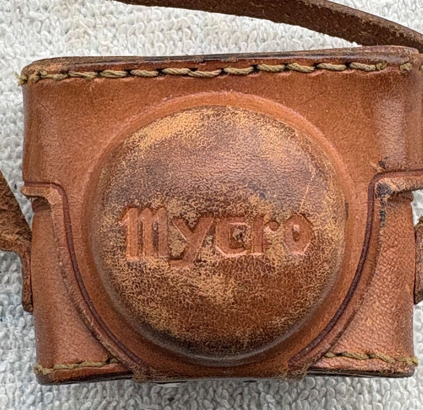 Fotocamera: VINTAGE MYCRO CAMERA MIT LEDERTASCHE – Difettoso da Ostermundigen venduto da Heavenmaus75 1