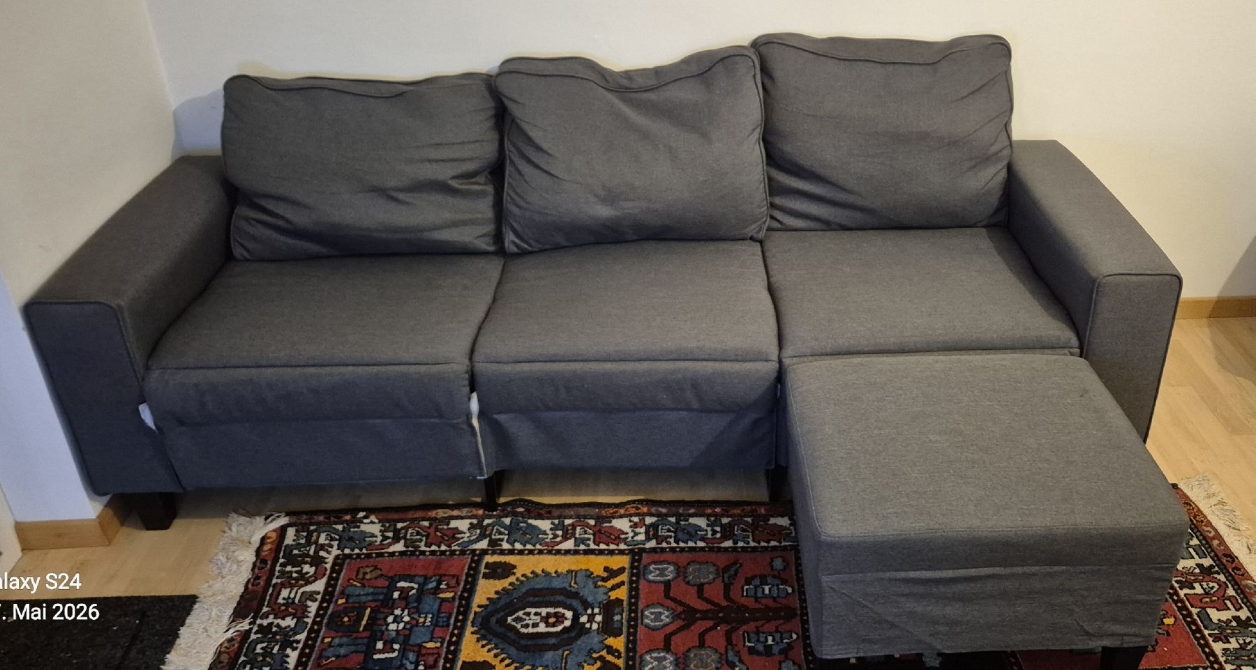 Divani: Schönes graues Sofa mit Ottomane  – Usato da Ibach venduto da Cynt123