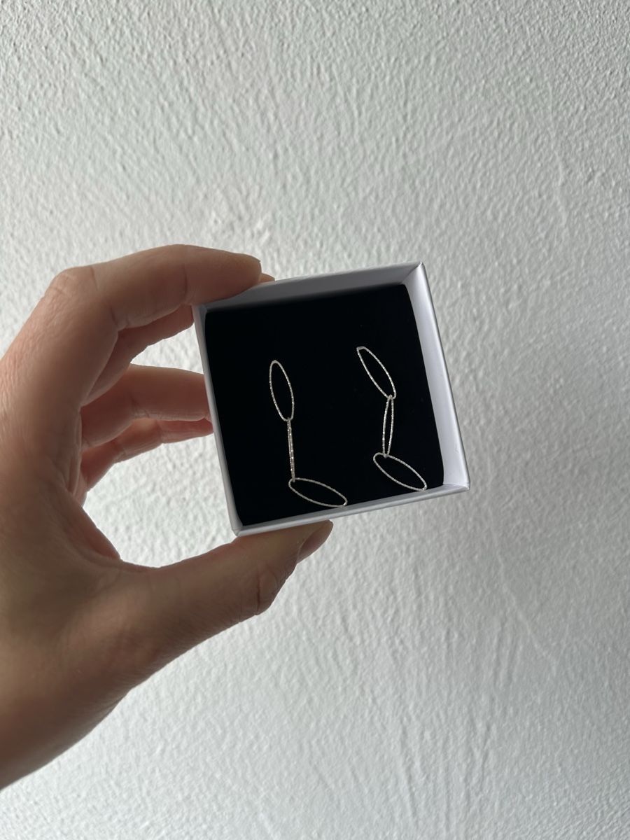 Orecchini pendenti & Orecchini a lobo: Beautiful silver long earrings – Nuovo e nell'imballaggio originale da Uster venduto da Monika_OB 2