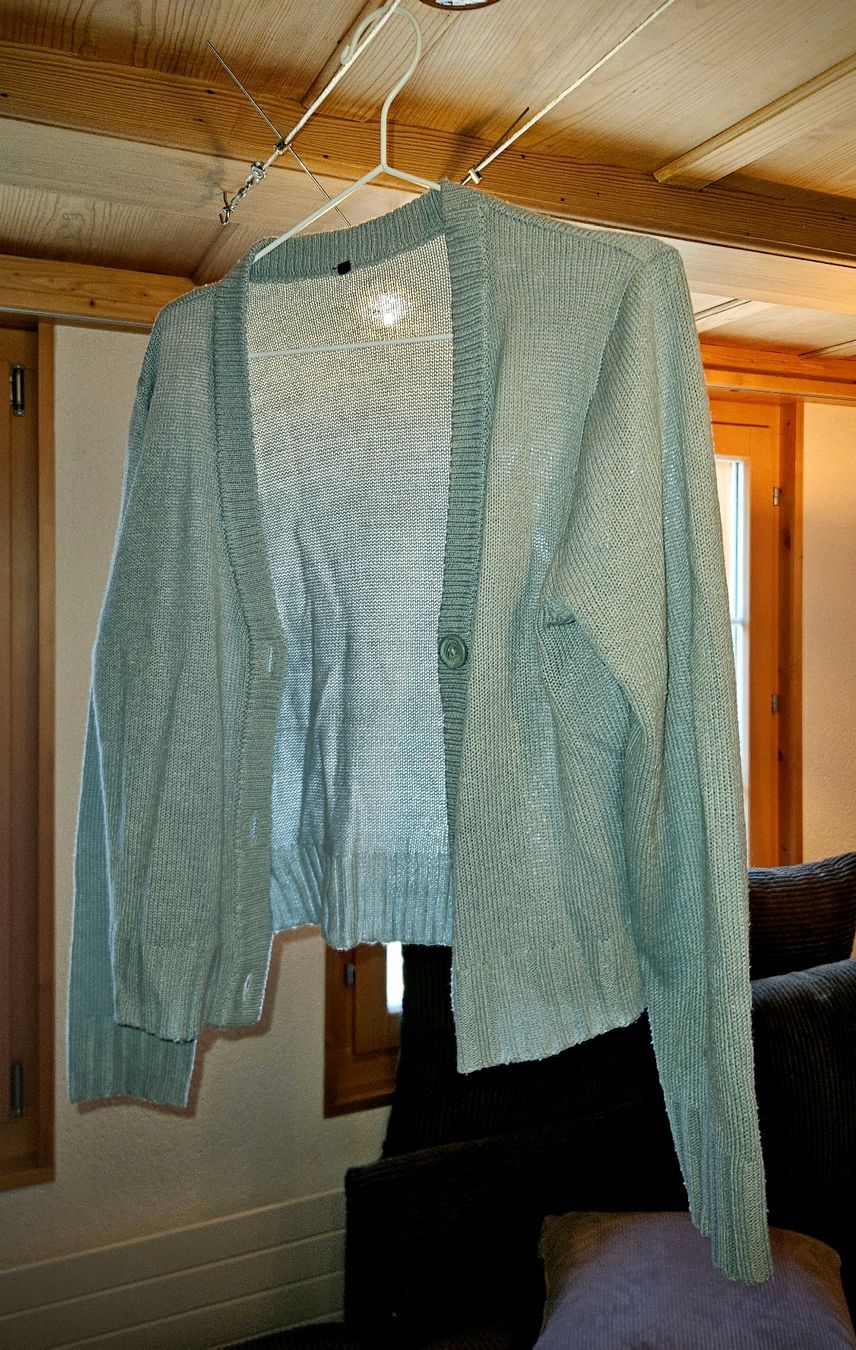 Vestes: Strickjacke  – D'occasion à Gondiswil par mic_c97w