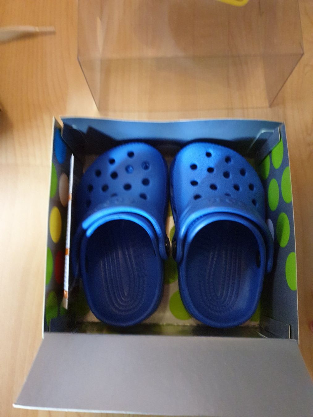 Crocs Scarpe per ragazzi: Crocs grösse 17-19 – Nuovo e nell'imballaggio originale da Reutigen venduto da Easy0807