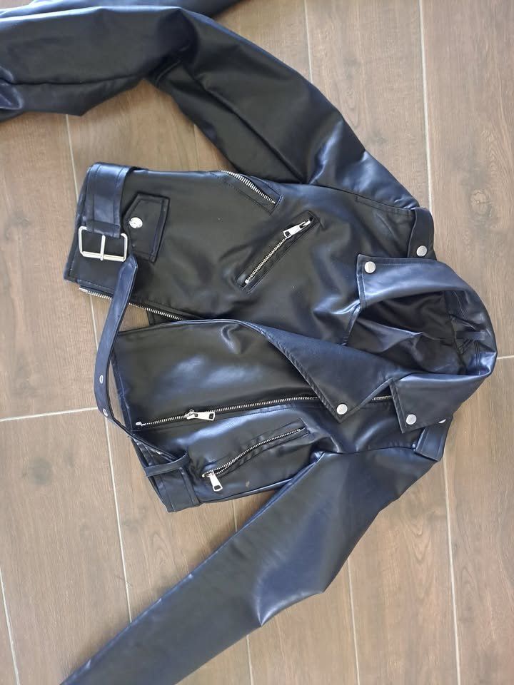 Giacche: 2 Lederimitat Biker-Jacke – Usato da Nunningen venduto da AngelMagicSaCoCe 1