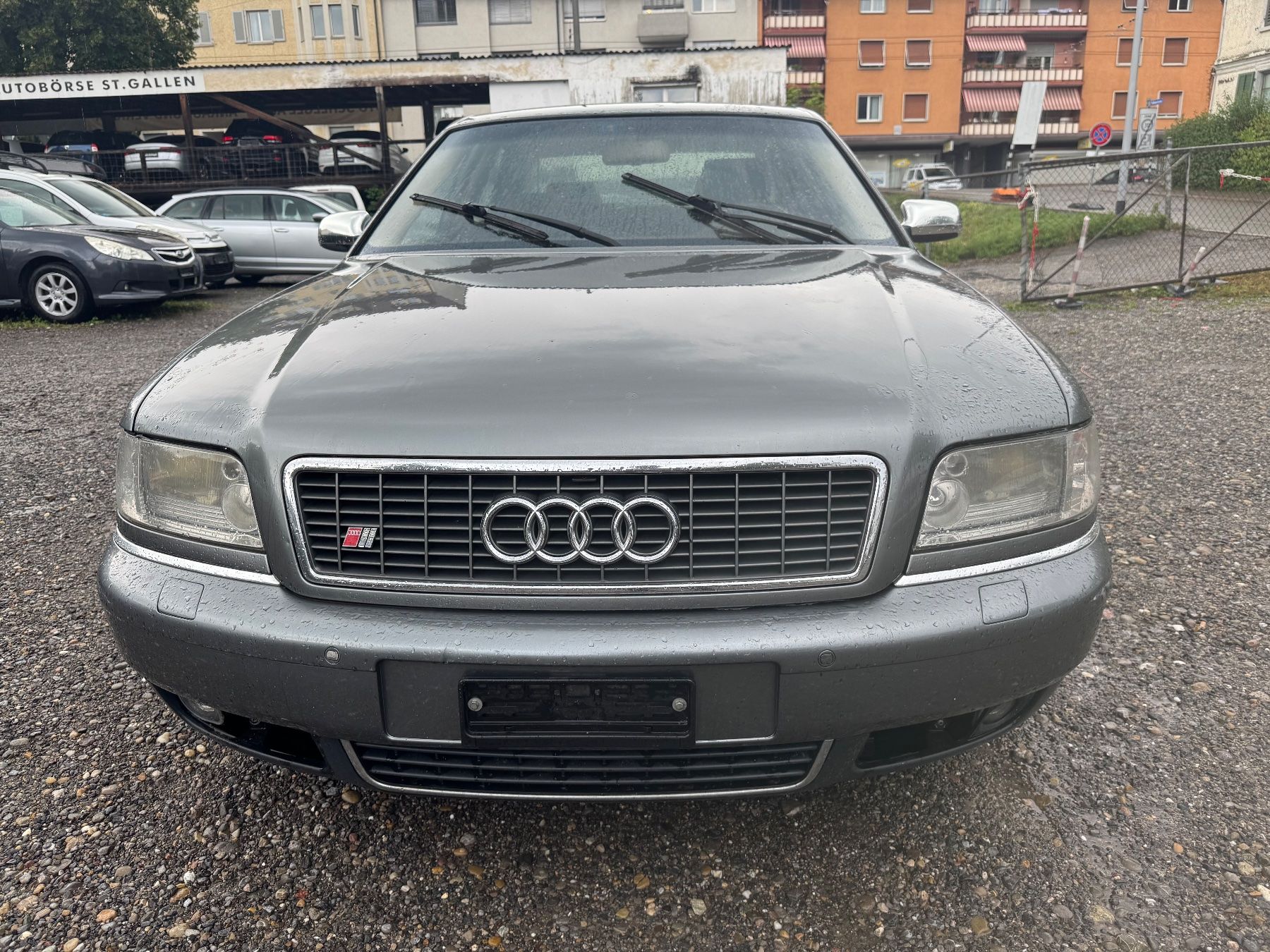 Audi Automobili: Audi S8 4.2 – Usato da St. Gallen venduto da AutoSG