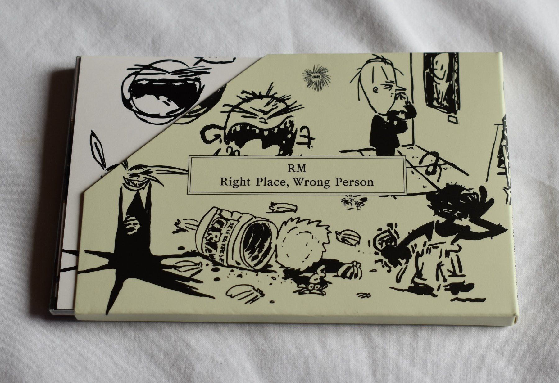 Alben: RM ALBUM RIGHT PLACE, WRONG PERSON – Gebraucht aus Luthern von Babyorange1